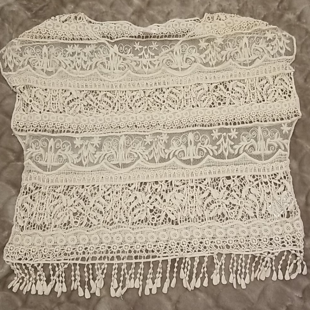 Never Worn - Xhilaration - Crochet Top